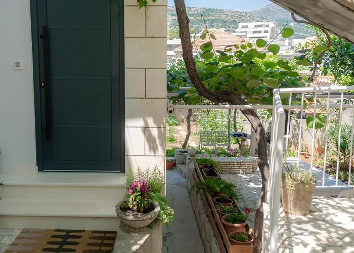 Apartment Garden Oasis